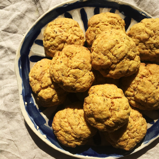 Zoe's Magic Turmeric Cardamom cookies - Wunder Workshop